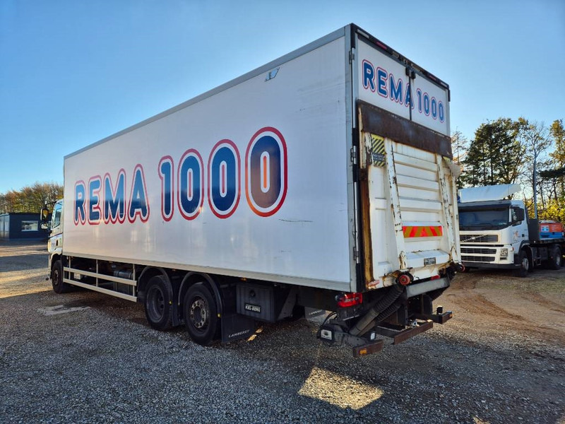 DAF CF 330 // 2 compartments / Cold/freeze - Refrigeraattori kuorma-auto: kuva DAF CF 330 // 2 compartments / Cold/freeze - Refrigeraattori kuorma-auto DAF CF 330 // 2 compartments / Cold/freeze - Refrigeraattori kuorma-auto: kuva DAF CF 330 // 2 compartments / Cold/freeze - Refrigeraattori kuorma-auto