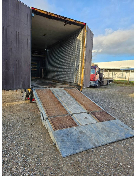 Montracon Racing// machinetrailer // Living area - Puoliperävaunu: kuva Montracon Racing// machinetrailer // Living area - Puoliperävaunu Montracon Racing// machinetrailer // Living area - Puoliperävaunu: kuva Montracon Racing// machinetrailer // Living area - Puoliperävaunu