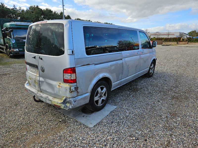Volkswagen Caravelle 2,5 TDi 130 Comfortline 9prs 4d - Minibussi, Pikkubussi: kuva Volkswagen Caravelle 2,5 TDi 130 Comfortline 9prs 4d - Minibussi, Pikkubussi Volkswagen Caravelle 2,5 TDi 130 Comfortline 9prs 4d - Minibussi, Pikkubussi: kuva Volkswagen Caravelle 2,5 TDi 130 Comfortline 9prs 4d - Minibussi, Pikkubussi