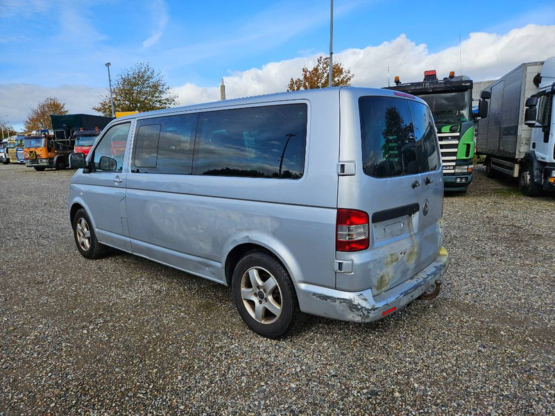 Volkswagen Caravelle 2,5 TDi 130 Comfortline 9prs 4d - Minibussi, Pikkubussi: kuva Volkswagen Caravelle 2,5 TDi 130 Comfortline 9prs 4d - Minibussi, Pikkubussi Volkswagen Caravelle 2,5 TDi 130 Comfortline 9prs 4d - Minibussi, Pikkubussi: kuva Volkswagen Caravelle 2,5 TDi 130 Comfortline 9prs 4d - Minibussi, Pikkubussi