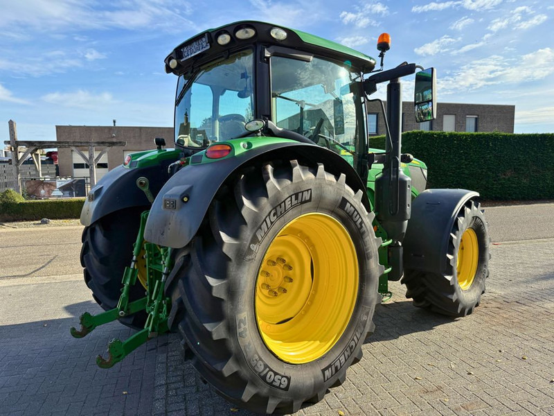 John Deere 6155R Autopowr - Traktori: kuva John Deere 6155R Autopowr - Traktori John Deere 6155R Autopowr - Traktori: kuva John Deere 6155R Autopowr - Traktori