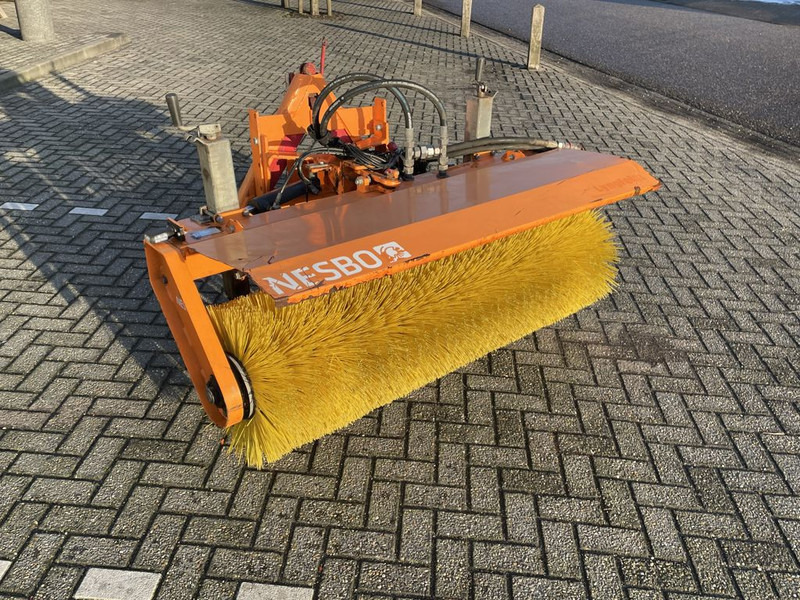 Nesbo Veegmachine HF1600S - Harjakone - Kunnallis-/ Erikoisajoneuvot: kuva Nesbo Veegmachine HF1600S - Harjakone - Kunnallis-/ Erikoisajoneuvot Nesbo Veegmachine HF1600S - Harjakone - Kunnallis-/ Erikoisajoneuvot: kuva Nesbo Veegmachine HF1600S - Harjakone - Kunnallis-/ Erikoisajoneuvot