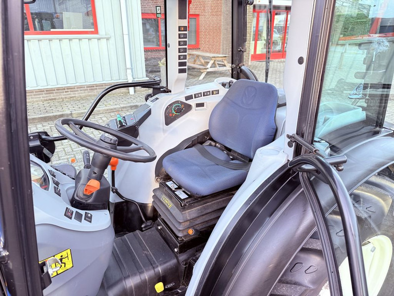 New Holland T4.100N BlueCab4 Supersteer - Traktori: kuva New Holland T4.100N BlueCab4 Supersteer - Traktori New Holland T4.100N BlueCab4 Supersteer - Traktori: kuva New Holland T4.100N BlueCab4 Supersteer - Traktori