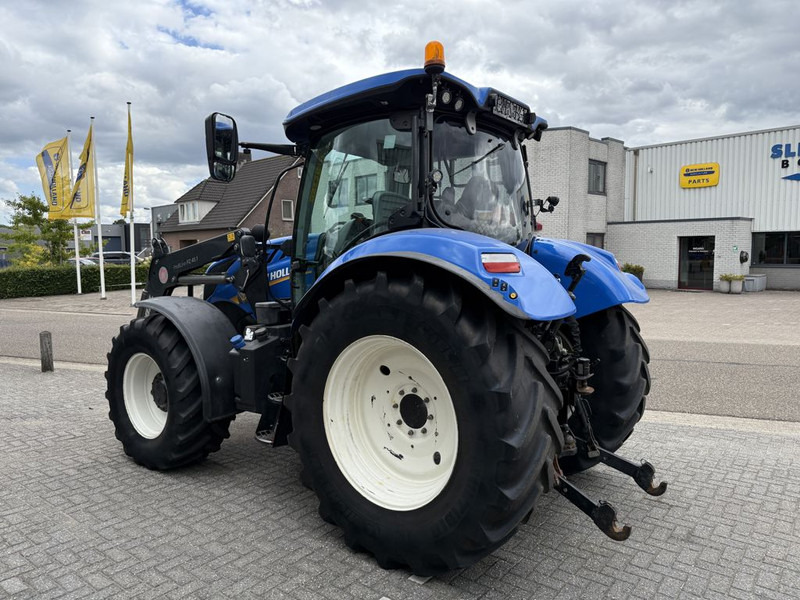 New Holland T6.175 AC T4B - Traktori: kuva New Holland T6.175 AC T4B - Traktori New Holland T6.175 AC T4B - Traktori: kuva New Holland T6.175 AC T4B - Traktori