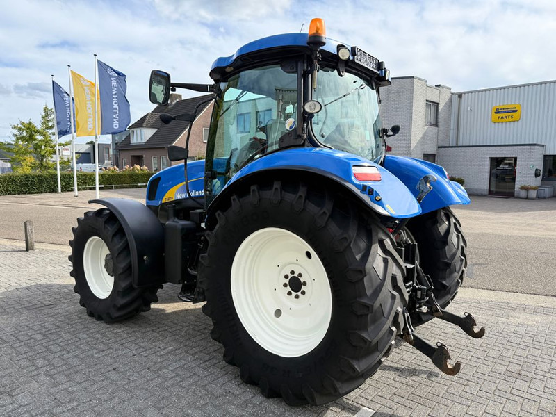 New Holland T6070 Elite - Traktori: kuva New Holland T6070 Elite - Traktori New Holland T6070 Elite - Traktori: kuva New Holland T6070 Elite - Traktori