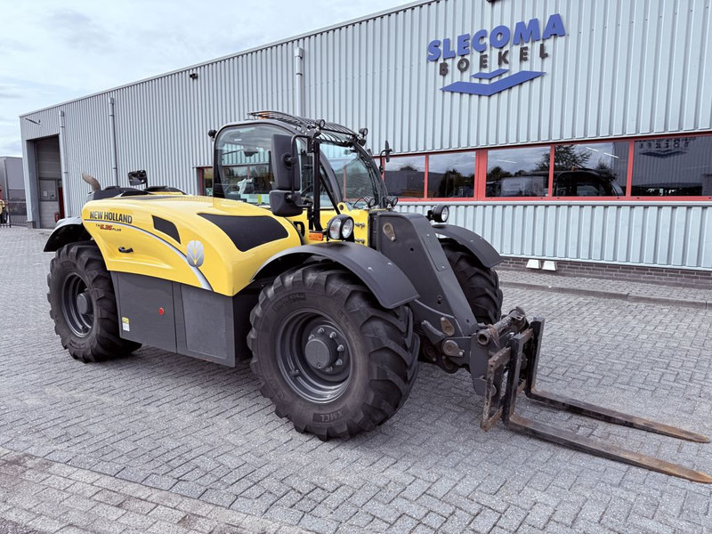 New Holland TH6.36 PLUS - Kurottaja: kuva New Holland TH6.36 PLUS - Kurottaja New Holland TH6.36 PLUS - Kurottaja: kuva New Holland TH6.36 PLUS - Kurottaja