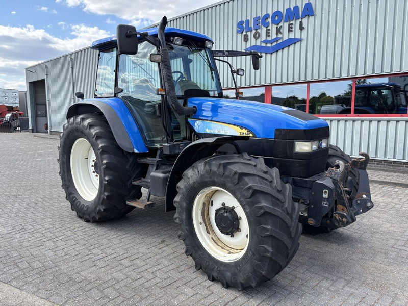 New Holland TM140 Power Command - Traktori: kuva New Holland TM140 Power Command - Traktori New Holland TM140 Power Command - Traktori: kuva New Holland TM140 Power Command - Traktori