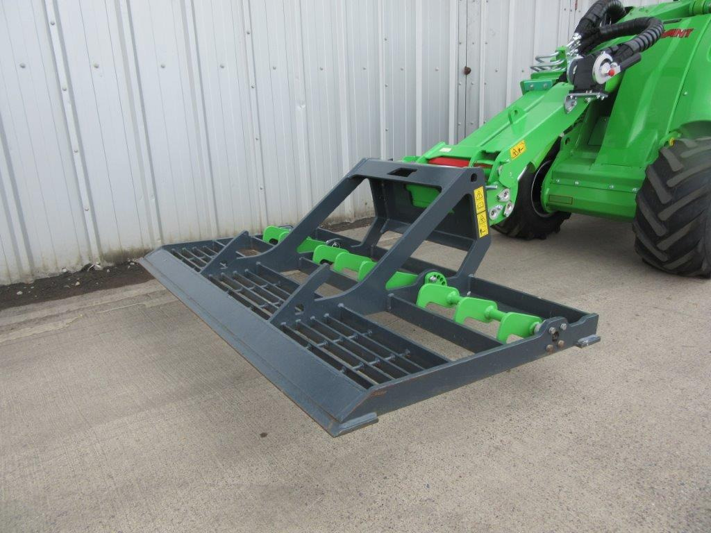 AVANT LEVELLER HEAVY DUTY - Pienkuormaaja: kuva AVANT LEVELLER HEAVY DUTY - Pienkuormaaja AVANT LEVELLER HEAVY DUTY - Pienkuormaaja: kuva AVANT LEVELLER HEAVY DUTY - Pienkuormaaja
