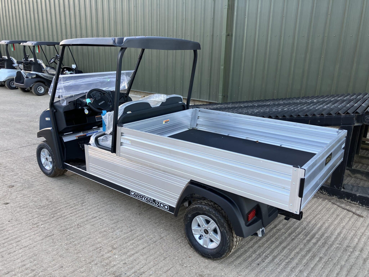 Club Car Carryall 700 w/ Li-Ion Battery - Mönkijä: kuva Club Car Carryall 700 w/ Li-Ion Battery - Mönkijä Club Car Carryall 700 w/ Li-Ion Battery - Mönkijä: kuva Club Car Carryall 700 w/ Li-Ion Battery - Mönkijä