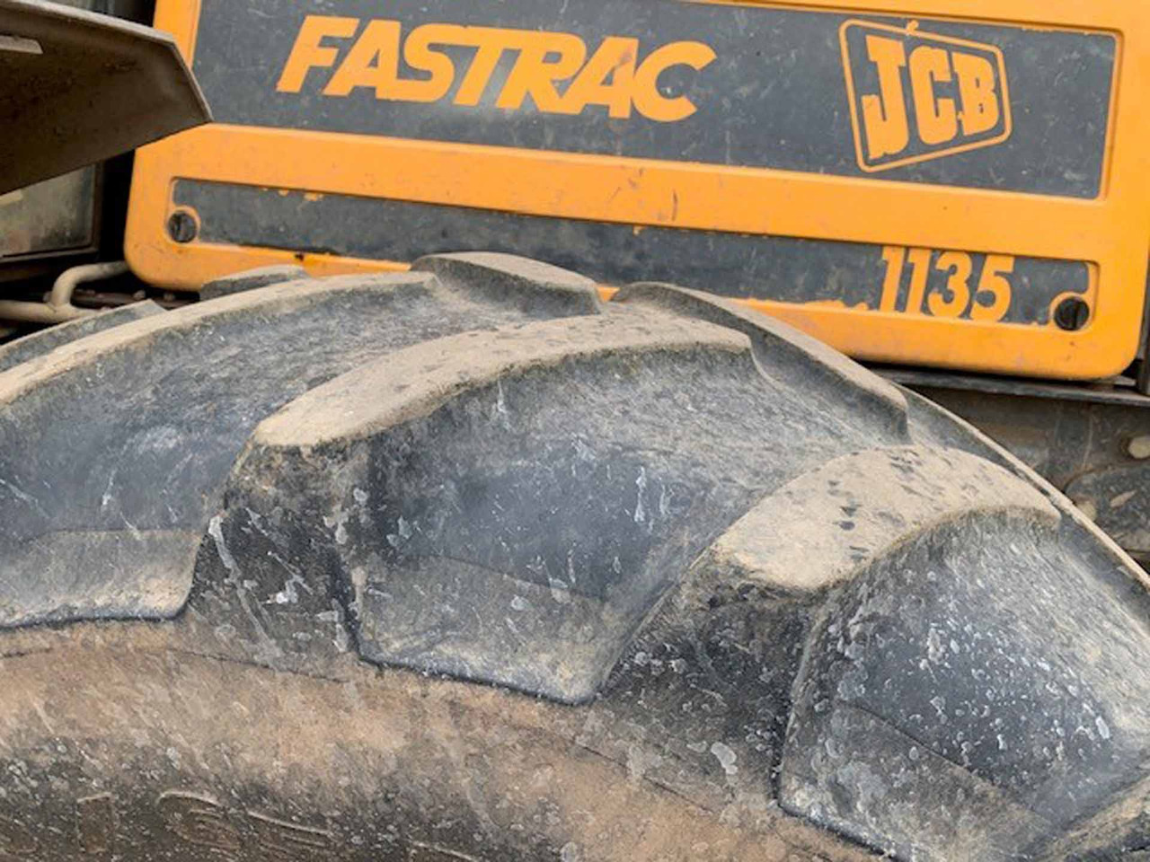 Kasvinsuojeluruisku JCB 1135 Fast and Knight 24MTR Demount Sprayer: kuva Kasvinsuojeluruisku JCB 1135 Fast and Knight 24MTR Demount Sprayer
