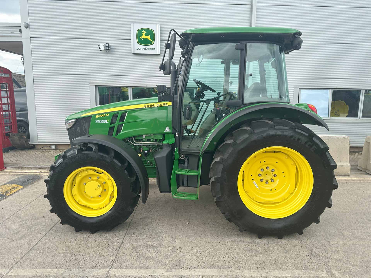 Leasing  John Deere 5090M John Deere 5090M: kuva Leasing  John Deere 5090M John Deere 5090M