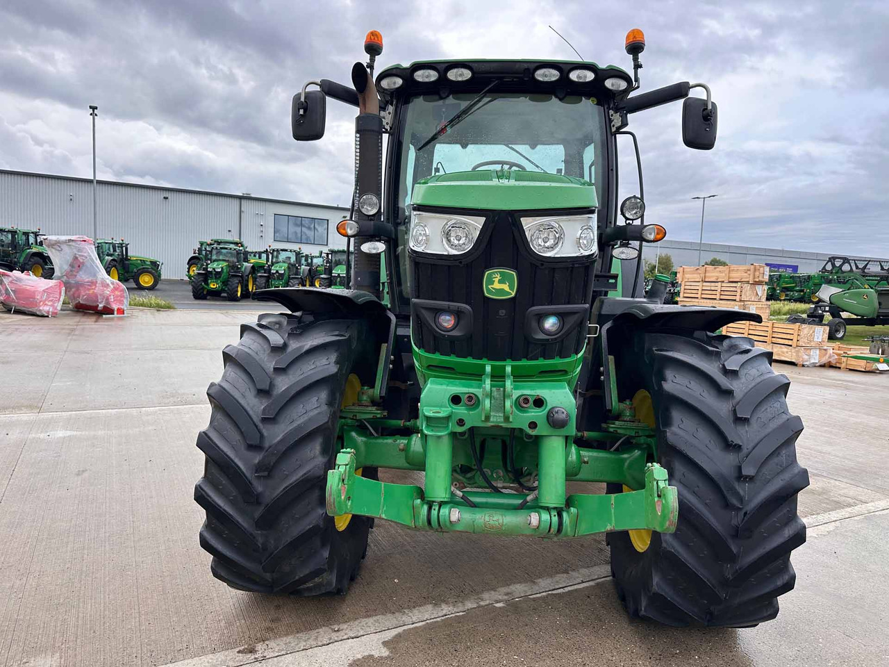 John Deere 6150R - Traktori: kuva John Deere 6150R - Traktori John Deere 6150R - Traktori: kuva John Deere 6150R - Traktori