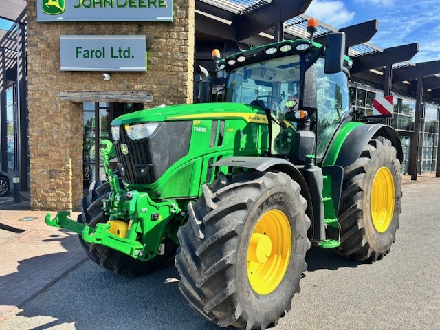 John Deere 6R 250 - Traktori: kuva John Deere 6R 250 - Traktori John Deere 6R 250 - Traktori: kuva John Deere 6R 250 - Traktori