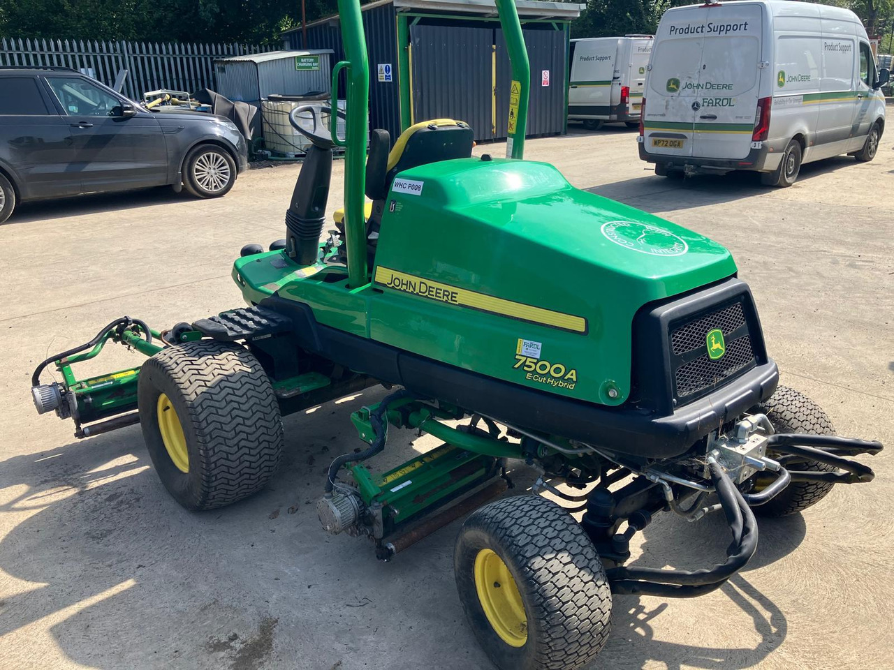 John Deere 7500AE fairway mower - Ruohonleikkuri: kuva John Deere 7500AE fairway mower - Ruohonleikkuri John Deere 7500AE fairway mower - Ruohonleikkuri: kuva John Deere 7500AE fairway mower - Ruohonleikkuri