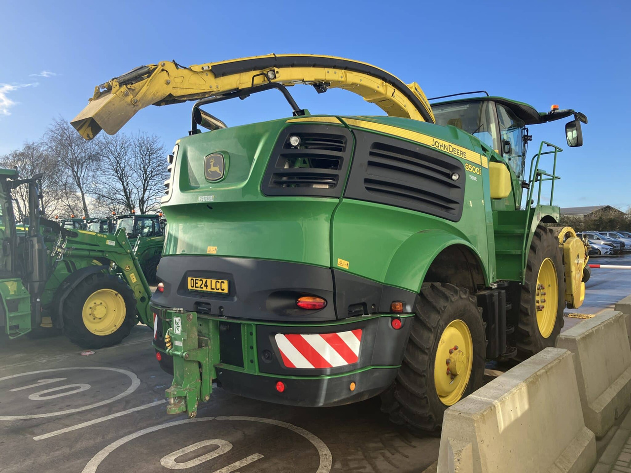 John Deere 8500i - Itsekulkeva silppuri: kuva John Deere 8500i - Itsekulkeva silppuri John Deere 8500i - Itsekulkeva silppuri: kuva John Deere 8500i - Itsekulkeva silppuri