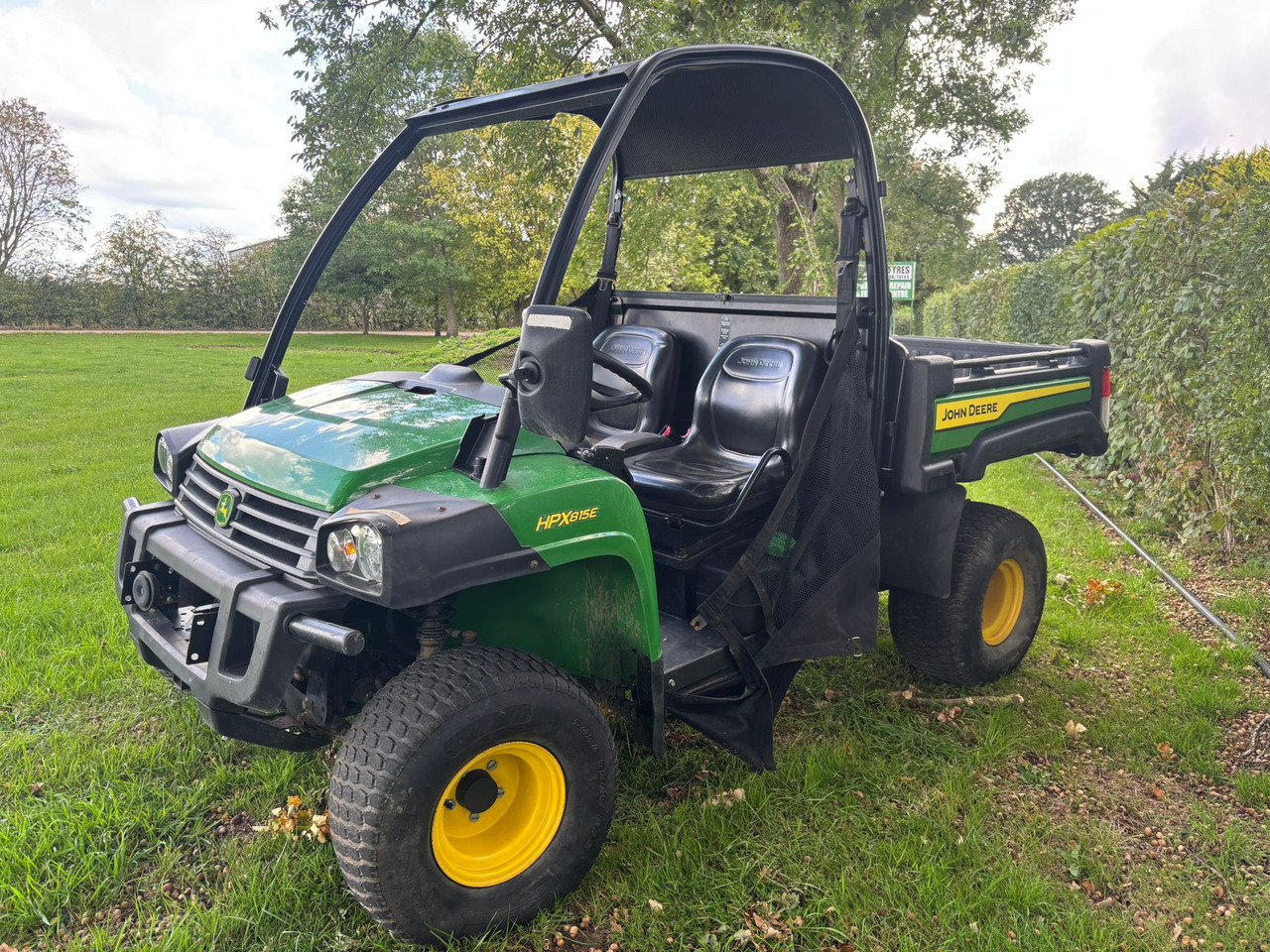 John Deere HPX815E Gator - Mönkijä: kuva John Deere HPX815E Gator - Mönkijä John Deere HPX815E Gator - Mönkijä: kuva John Deere HPX815E Gator - Mönkijä