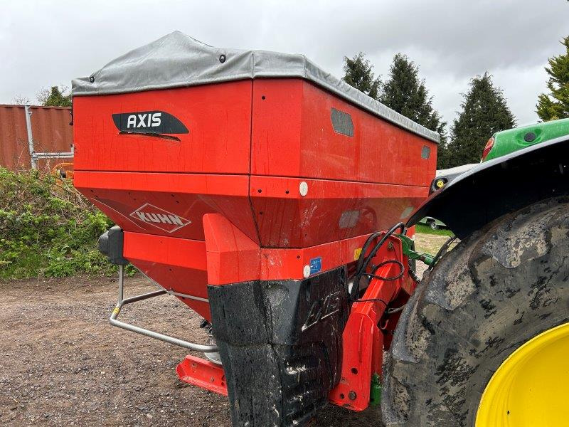 Kuhn AXIS H-EMC-W 50.2 - Lannoitteenlevitin: kuva Kuhn AXIS H-EMC-W 50.2 - Lannoitteenlevitin Kuhn AXIS H-EMC-W 50.2 - Lannoitteenlevitin: kuva Kuhn AXIS H-EMC-W 50.2 - Lannoitteenlevitin