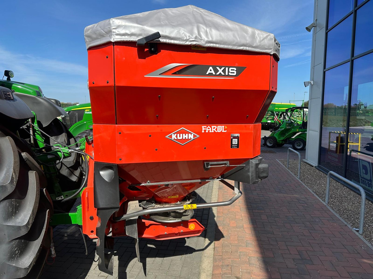 Kuhn Axis 40.2 H EMC W - Lannoitteenlevitin: kuva Kuhn Axis 40.2 H EMC W - Lannoitteenlevitin Kuhn Axis 40.2 H EMC W - Lannoitteenlevitin: kuva Kuhn Axis 40.2 H EMC W - Lannoitteenlevitin