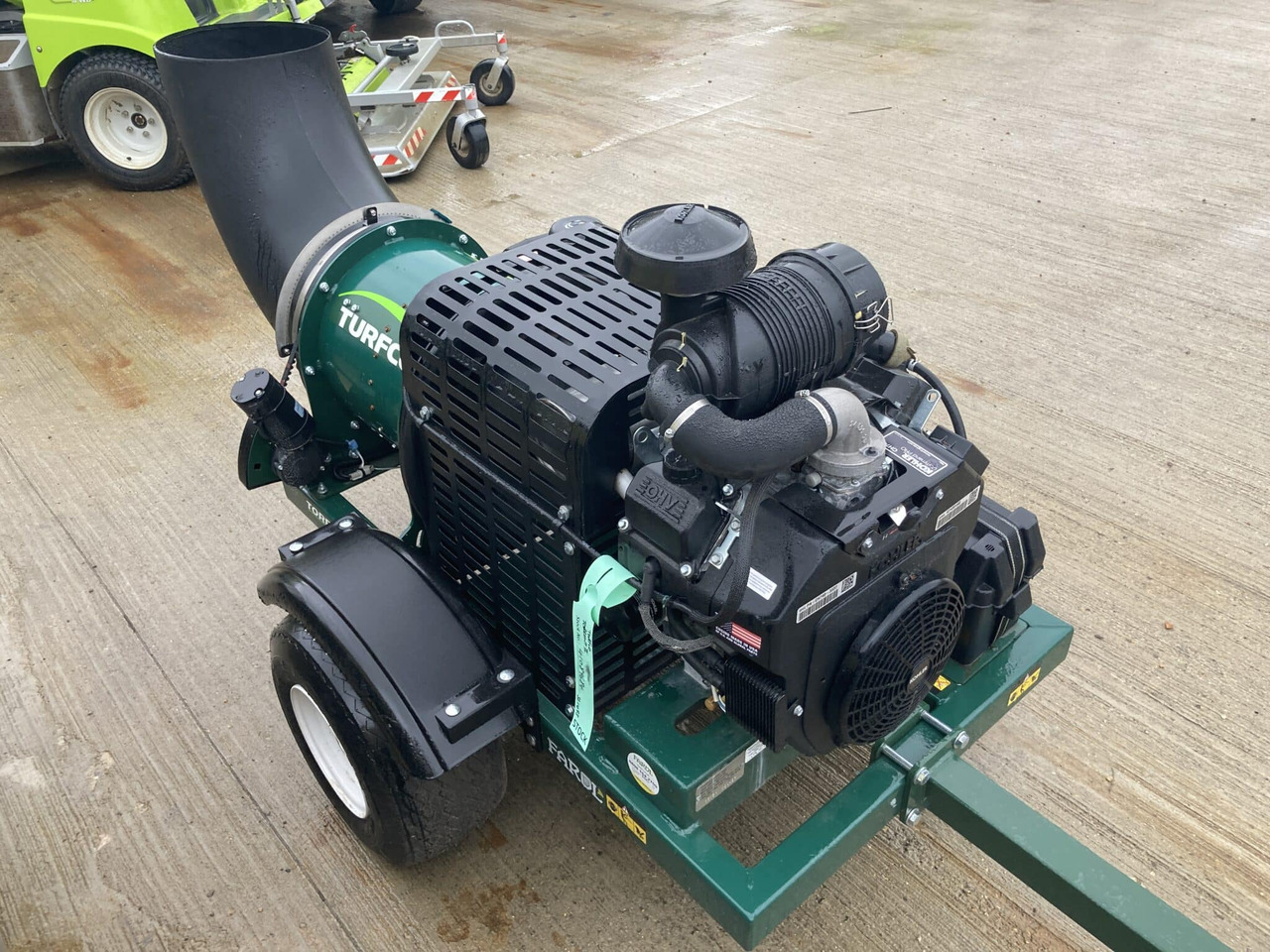 Turfco Torrent II blower - Puutarhalaitteet: kuva Turfco Torrent II blower - Puutarhalaitteet Turfco Torrent II blower - Puutarhalaitteet: kuva Turfco Torrent II blower - Puutarhalaitteet
