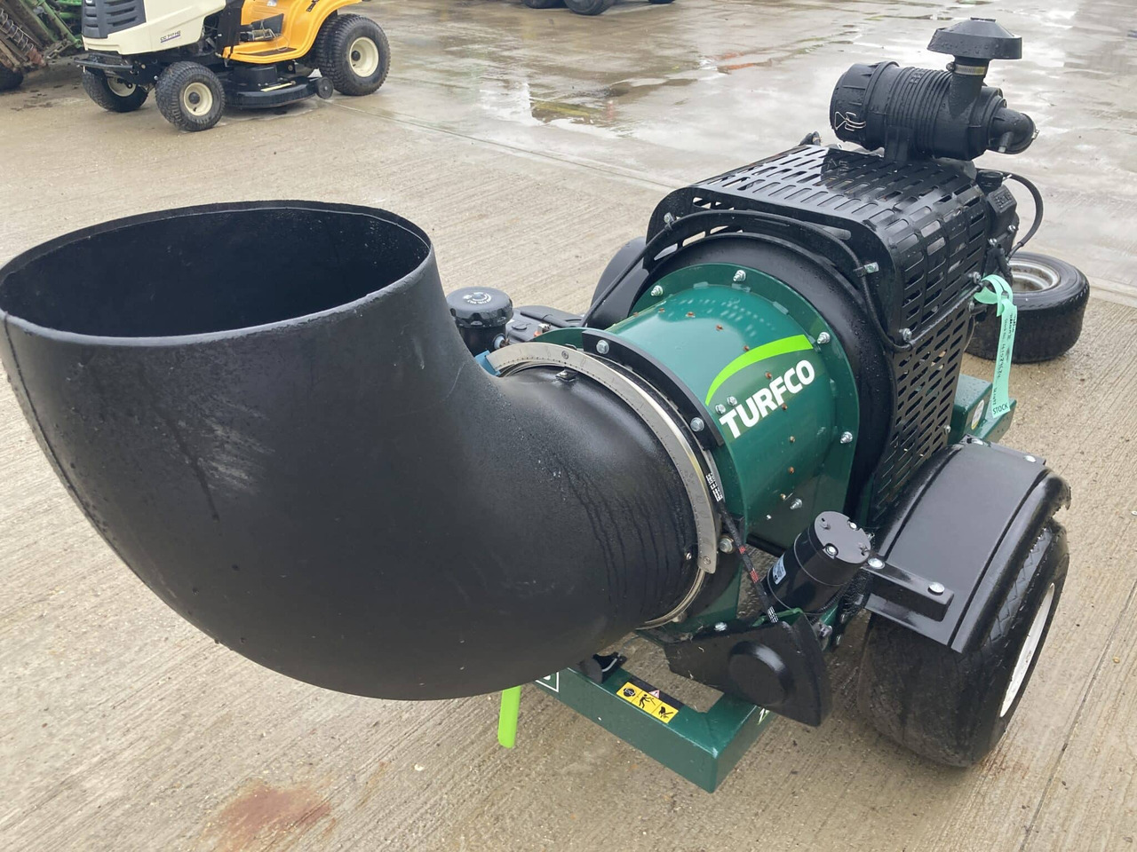 Turfco Torrent II blower - Puutarhalaitteet: kuva Turfco Torrent II blower - Puutarhalaitteet Turfco Torrent II blower - Puutarhalaitteet: kuva Turfco Torrent II blower - Puutarhalaitteet