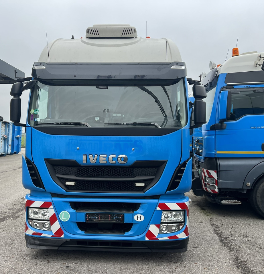 Iveco Stralis 500 - Vetopöytäauto: kuva Iveco Stralis 500 - Vetopöytäauto Iveco Stralis 500 - Vetopöytäauto: kuva Iveco Stralis 500 - Vetopöytäauto