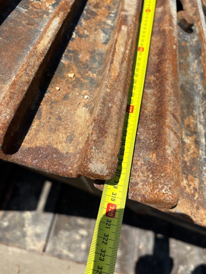 Telakaivukone CAT 320E: kuva Telakaivukone CAT 320E