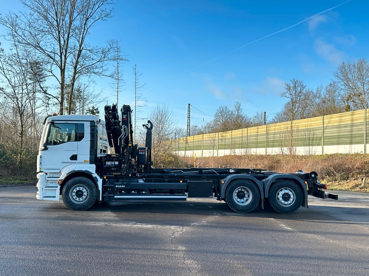 MAN TGS 26.470 6x2 Abrollkipper + Kran Hiab 138-3 - Koukkulava kuorma-auto, Nosturiauto: kuva MAN TGS 26.470 6x2 Abrollkipper + Kran Hiab 138-3 - Koukkulava kuorma-auto, Nosturiauto MAN TGS 26.470 6x2 Abrollkipper + Kran Hiab 138-3 - Koukkulava kuorma-auto, Nosturiauto: kuva MAN TGS 26.470 6x2 Abrollkipper + Kran Hiab 138-3 - Koukkulava kuorma-auto, Nosturiauto