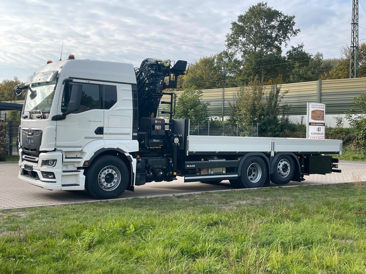 MAN TGS 26.480 /6X Hiab X-HIRRO 302 E-6 JIB 70x4 - Nosturiauto: kuva MAN TGS 26.480 /6X Hiab X-HIRRO 302 E-6 JIB 70x4 - Nosturiauto MAN TGS 26.480 /6X Hiab X-HIRRO 302 E-6 JIB 70x4 - Nosturiauto: kuva MAN TGS 26.480 /6X Hiab X-HIRRO 302 E-6 JIB 70x4 - Nosturiauto