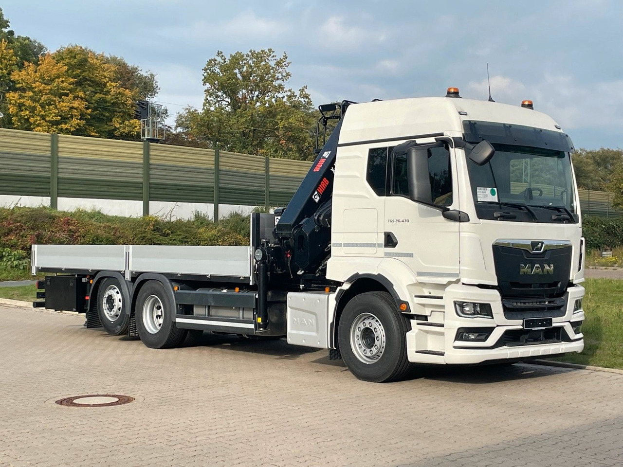 Nosturiauto MAN TGS 26.480 /6X Hiab X-HIRRO 302 E-6 JIB 70x4: kuva Nosturiauto MAN TGS 26.480 /6X Hiab X-HIRRO 302 E-6 JIB 70x4