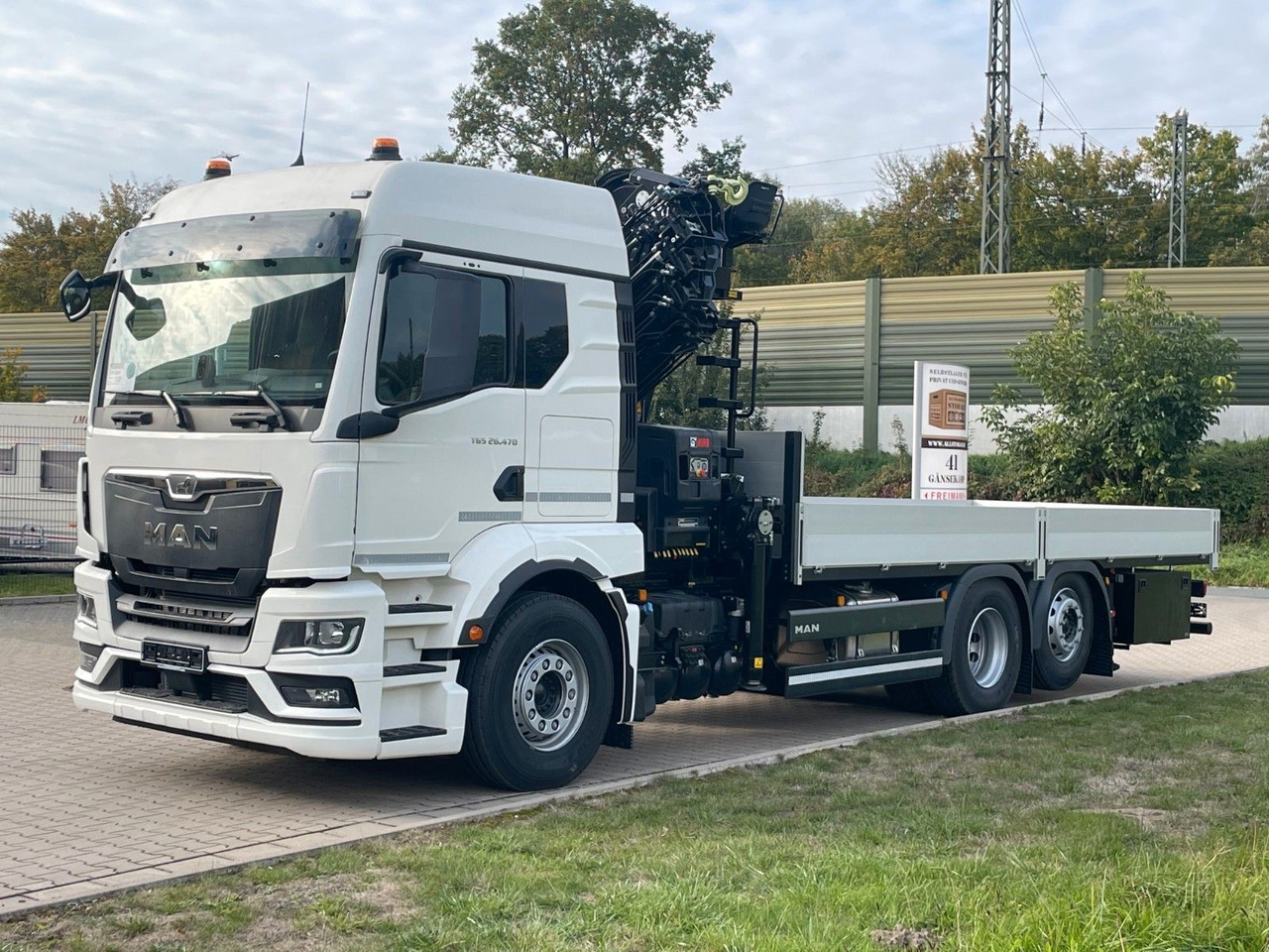MAN TGS 26.480 /6X Hiab X-HIRRO 302 E-6 JIB 70x4 - Nosturiauto: kuva MAN TGS 26.480 /6X Hiab X-HIRRO 302 E-6 JIB 70x4 - Nosturiauto MAN TGS 26.480 /6X Hiab X-HIRRO 302 E-6 JIB 70x4 - Nosturiauto: kuva MAN TGS 26.480 /6X Hiab X-HIRRO 302 E-6 JIB 70x4 - Nosturiauto