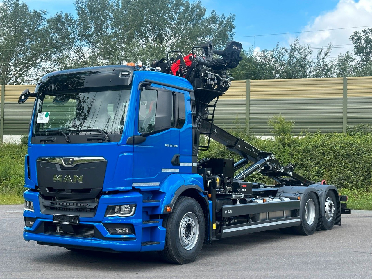 MAN TGS 26.480 6x2 Abrollkipper + Kran EPSILON - Koukkulava kuorma-auto, Nosturiauto: kuva MAN TGS 26.480 6x2 Abrollkipper + Kran EPSILON - Koukkulava kuorma-auto, Nosturiauto MAN TGS 26.480 6x2 Abrollkipper + Kran EPSILON - Koukkulava kuorma-auto, Nosturiauto: kuva MAN TGS 26.480 6x2 Abrollkipper + Kran EPSILON - Koukkulava kuorma-auto, Nosturiauto