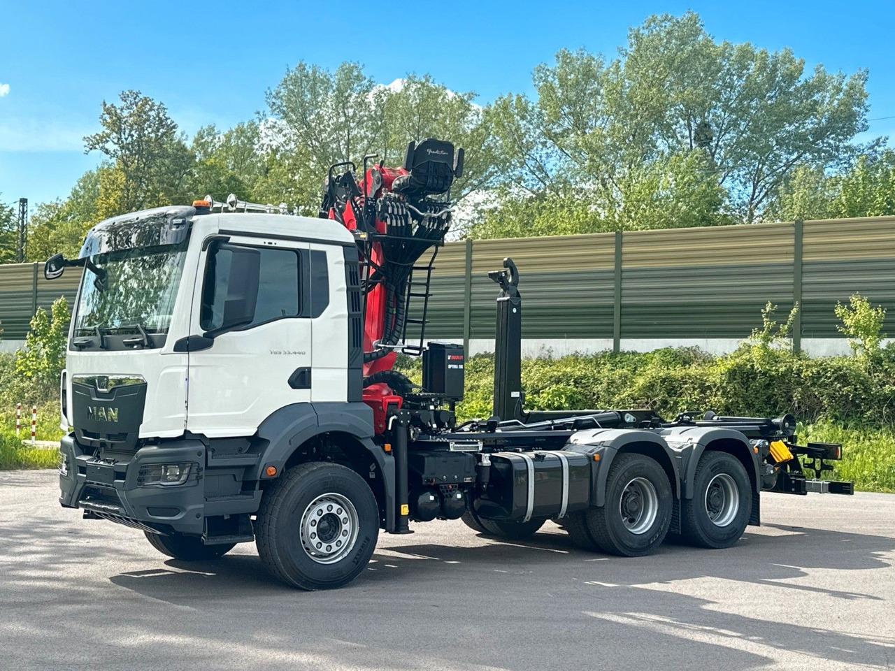 MAN TGS 33.440 6x4 Epsilon 170Z MultiLift 20s56 - Koukkulava kuorma-auto, Nosturiauto: kuva MAN TGS 33.440 6x4 Epsilon 170Z MultiLift 20s56 - Koukkulava kuorma-auto, Nosturiauto MAN TGS 33.440 6x4 Epsilon 170Z MultiLift 20s56 - Koukkulava kuorma-auto, Nosturiauto: kuva MAN TGS 33.440 6x4 Epsilon 170Z MultiLift 20s56 - Koukkulava kuorma-auto, Nosturiauto