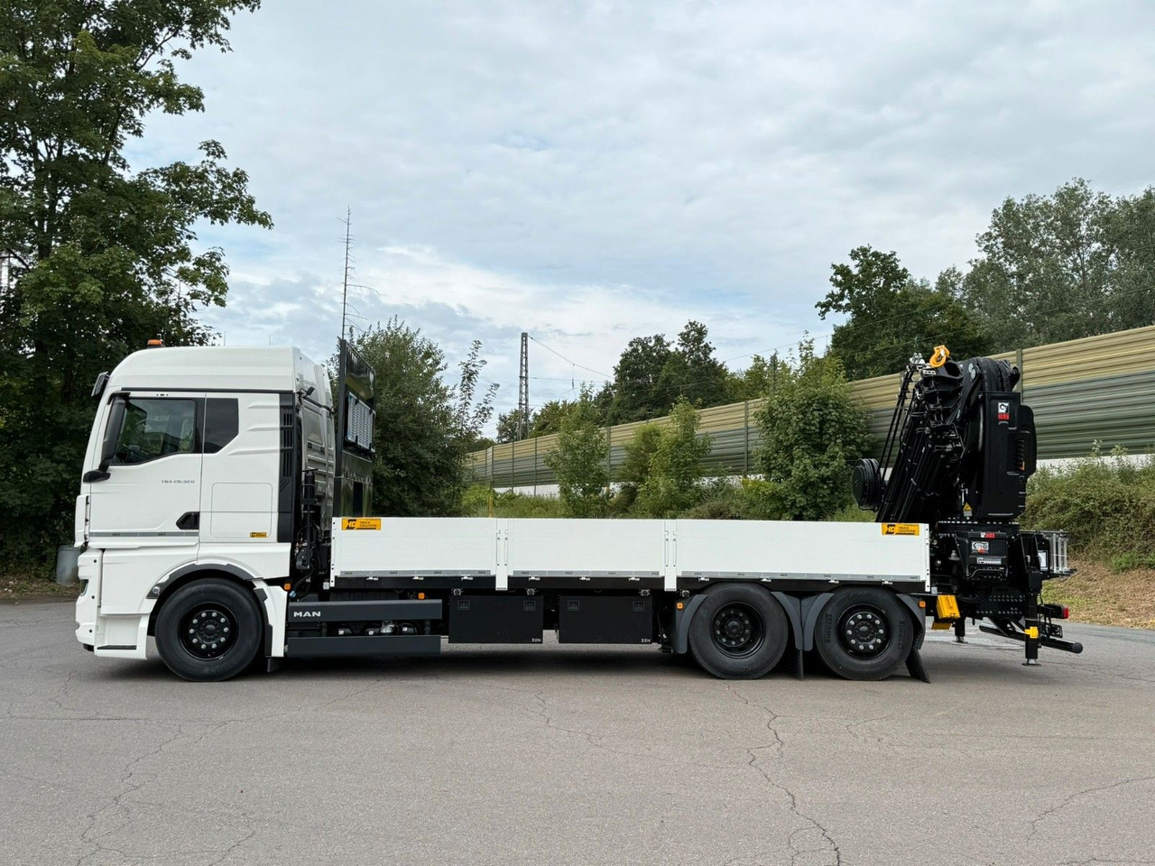 MAN TGX 26.520 TG3 Retarder / 6X2 Hiab 548 E 8 - Nosturiauto: kuva MAN TGX 26.520 TG3 Retarder / 6X2 Hiab 548 E 8 - Nosturiauto MAN TGX 26.520 TG3 Retarder / 6X2 Hiab 548 E 8 - Nosturiauto: kuva MAN TGX 26.520 TG3 Retarder / 6X2 Hiab 548 E 8 - Nosturiauto