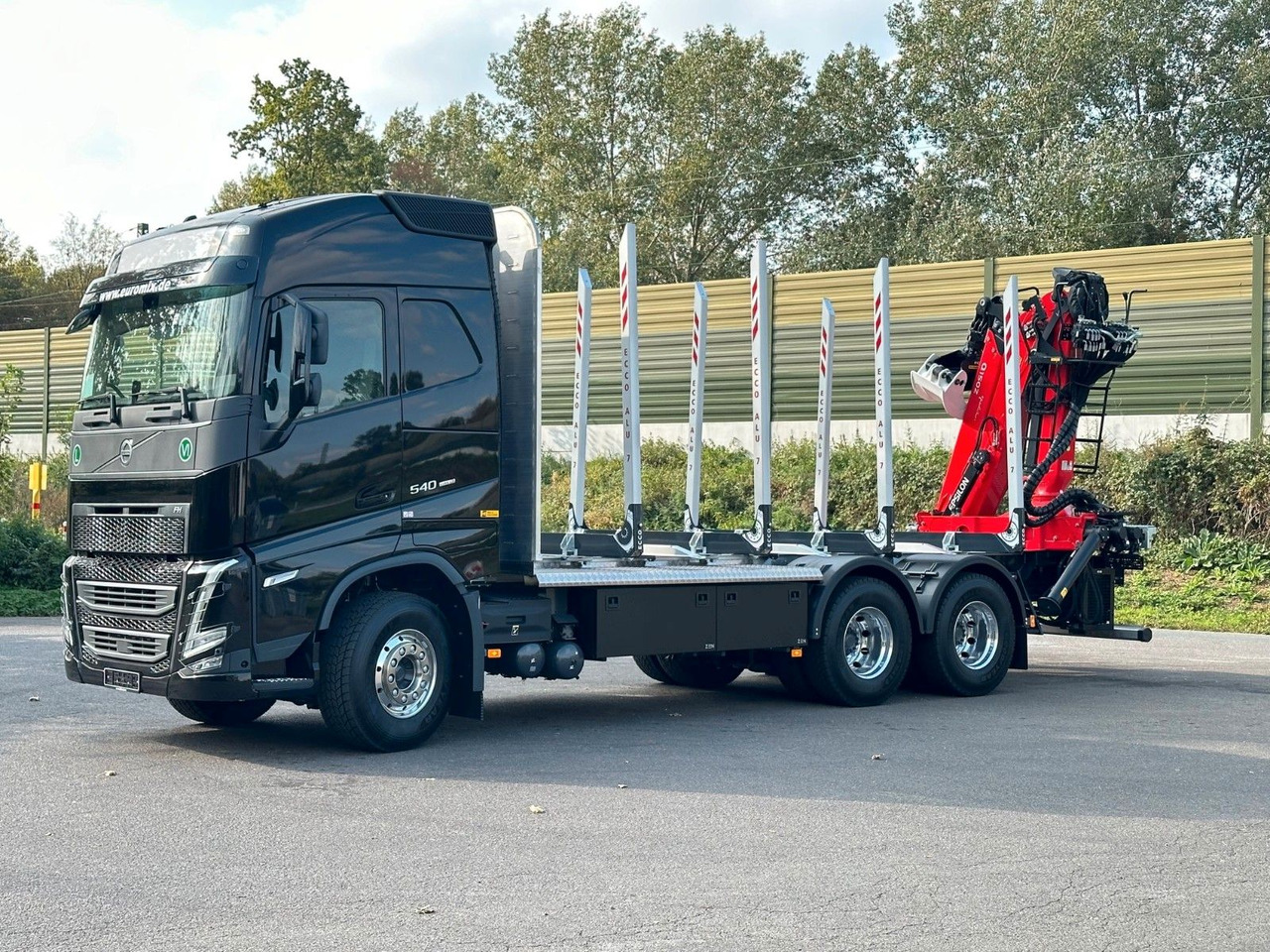 Volvo FH 540 6x4 LogLift EPSILON - Puuauto, Nosturiauto: kuva Volvo FH 540 6x4 LogLift EPSILON - Puuauto, Nosturiauto Volvo FH 540 6x4 LogLift EPSILON - Puuauto, Nosturiauto: kuva Volvo FH 540 6x4 LogLift EPSILON - Puuauto, Nosturiauto