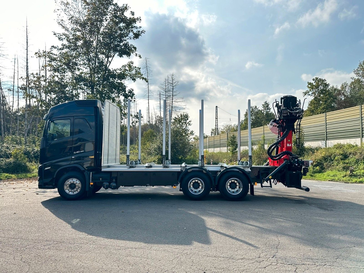 Volvo FH 540 6x4 LogLift EPSILON - Puuauto, Nosturiauto: kuva Volvo FH 540 6x4 LogLift EPSILON - Puuauto, Nosturiauto Volvo FH 540 6x4 LogLift EPSILON - Puuauto, Nosturiauto: kuva Volvo FH 540 6x4 LogLift EPSILON - Puuauto, Nosturiauto