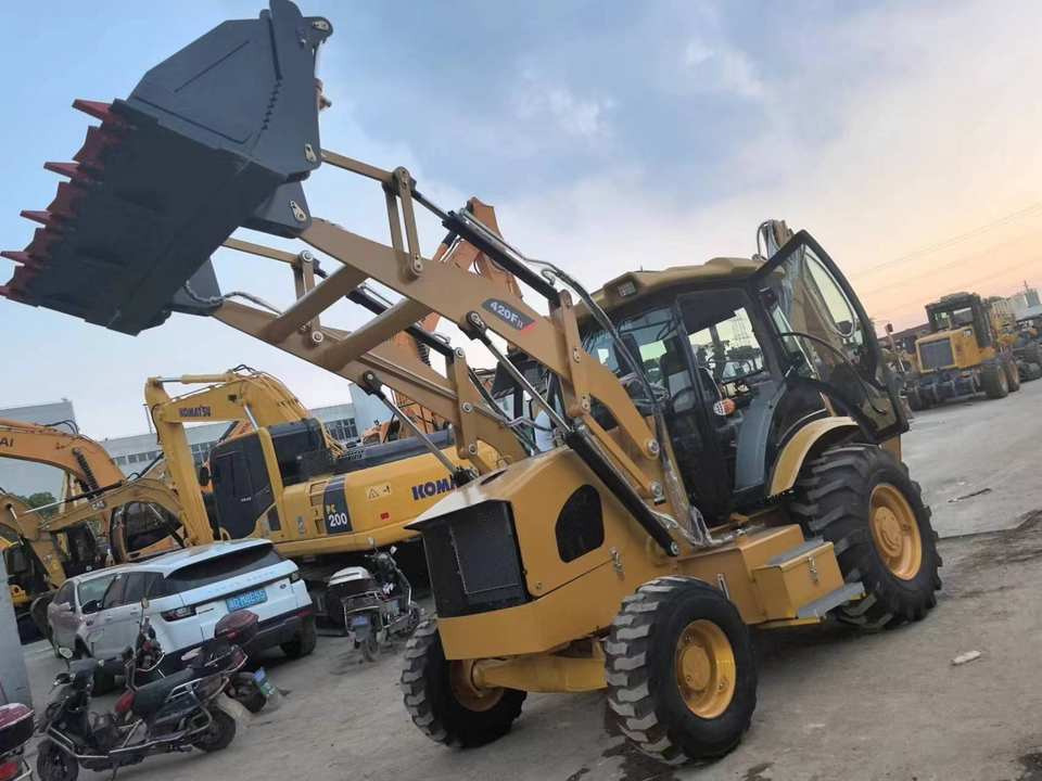 2024 Good Condition Caterpillar  420F Used Backhoe Loader with High Quality for Sale - Kaivuri-trukki: kuva  2024 Good Condition Caterpillar  420F Used Backhoe Loader with High Quality for Sale - Kaivuri-trukki 2024 Good Condition Caterpillar  420F Used Backhoe Loader with High Quality for Sale - Kaivuri-trukki: kuva  2024 Good Condition Caterpillar  420F Used Backhoe Loader with High Quality for Sale - Kaivuri-trukki