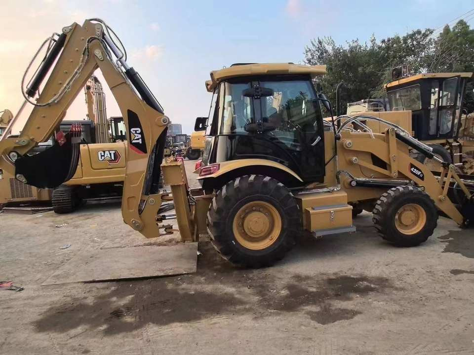 2024 Good Condition Caterpillar  420F Used Backhoe Loader with High Quality for Sale - Kaivuri-trukki: kuva  2024 Good Condition Caterpillar  420F Used Backhoe Loader with High Quality for Sale - Kaivuri-trukki 2024 Good Condition Caterpillar  420F Used Backhoe Loader with High Quality for Sale - Kaivuri-trukki: kuva  2024 Good Condition Caterpillar  420F Used Backhoe Loader with High Quality for Sale - Kaivuri-trukki