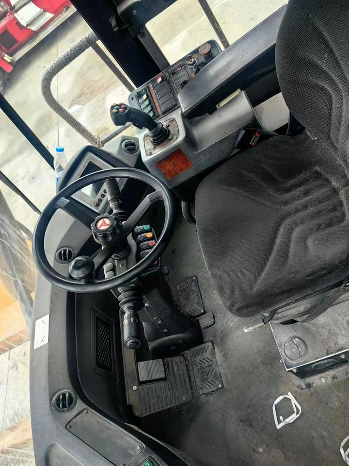 Good Condition USED Crane SRSC45C23 45 Ton Frontal Crane Container Crane - Konttikurottajat: kuva Good Condition USED Crane SRSC45C23 45 Ton Frontal Crane Container Crane - Konttikurottajat Good Condition USED Crane SRSC45C23 45 Ton Frontal Crane Container Crane - Konttikurottajat: kuva Good Condition USED Crane SRSC45C23 45 Ton Frontal Crane Container Crane - Konttikurottajat