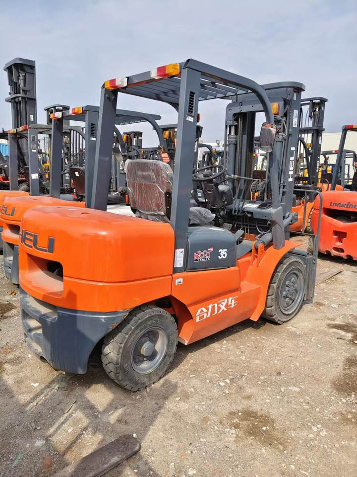 Triple Mast Design Sideshifter Used Heli 3-Ton Forklift Truck With Free Lift Cylinder - Dieseltrukki: kuva  Triple Mast Design Sideshifter Used Heli 3-Ton Forklift Truck With Free Lift Cylinder - Dieseltrukki Triple Mast Design Sideshifter Used Heli 3-Ton Forklift Truck With Free Lift Cylinder - Dieseltrukki: kuva  Triple Mast Design Sideshifter Used Heli 3-Ton Forklift Truck With Free Lift Cylinder - Dieseltrukki