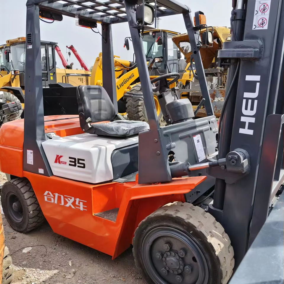 Used 3-Ton Heli Diesel Forklift Truck Model CPCD30 - Dieseltrukki: kuva  Used 3-Ton Heli Diesel Forklift Truck Model CPCD30 - Dieseltrukki Used 3-Ton Heli Diesel Forklift Truck Model CPCD30 - Dieseltrukki: kuva  Used 3-Ton Heli Diesel Forklift Truck Model CPCD30 - Dieseltrukki