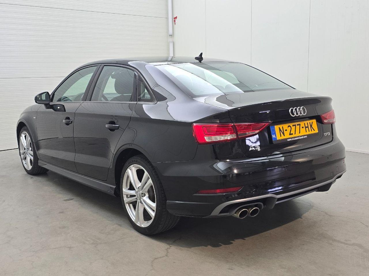 Audi A3 Limousine 1.5 TFSI CoD Sport | 2018 | 147.993 km | Automaat | N277HK | NAP: Geen oordeel - Sedan: kuva Audi A3 Limousine 1.5 TFSI CoD Sport | 2018 | 147.993 km | Automaat | N277HK | NAP: Geen oordeel - Sedan Audi A3 Limousine 1.5 TFSI CoD Sport | 2018 | 147.993 km | Automaat | N277HK | NAP: Geen oordeel - Sedan: kuva Audi A3 Limousine 1.5 TFSI CoD Sport | 2018 | 147.993 km | Automaat | N277HK | NAP: Geen oordeel - Sedan
