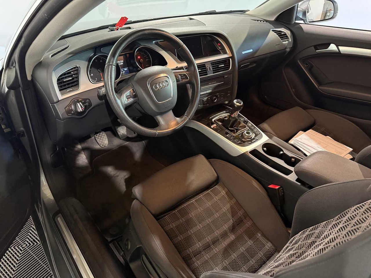 Audi A5 Coupé 2.0 TFSI Pro Line Business 60-RGK-5 233.366 km - Henkilöauto: kuva Audi A5 Coupé 2.0 TFSI Pro Line Business 60-RGK-5 233.366 km - Henkilöauto Audi A5 Coupé 2.0 TFSI Pro Line Business 60-RGK-5 233.366 km - Henkilöauto: kuva Audi A5 Coupé 2.0 TFSI Pro Line Business 60-RGK-5 233.366 km - Henkilöauto