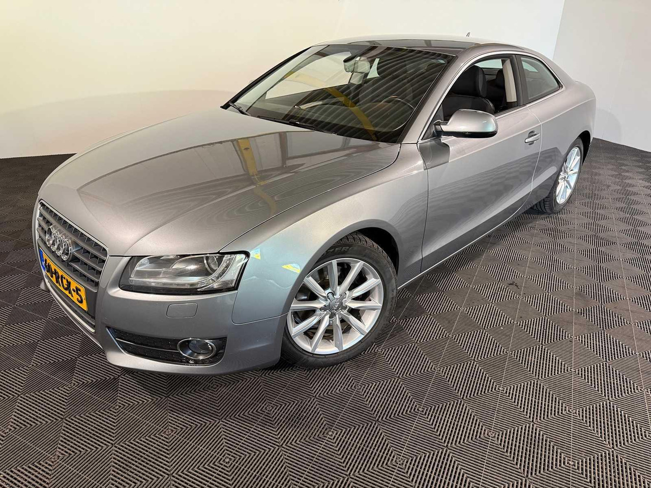 Audi A5 Coupé 2.0 TFSI Pro Line Business 60-RGK-5 233.366 km - Henkilöauto: kuva Audi A5 Coupé 2.0 TFSI Pro Line Business 60-RGK-5 233.366 km - Henkilöauto Audi A5 Coupé 2.0 TFSI Pro Line Business 60-RGK-5 233.366 km - Henkilöauto: kuva Audi A5 Coupé 2.0 TFSI Pro Line Business 60-RGK-5 233.366 km - Henkilöauto