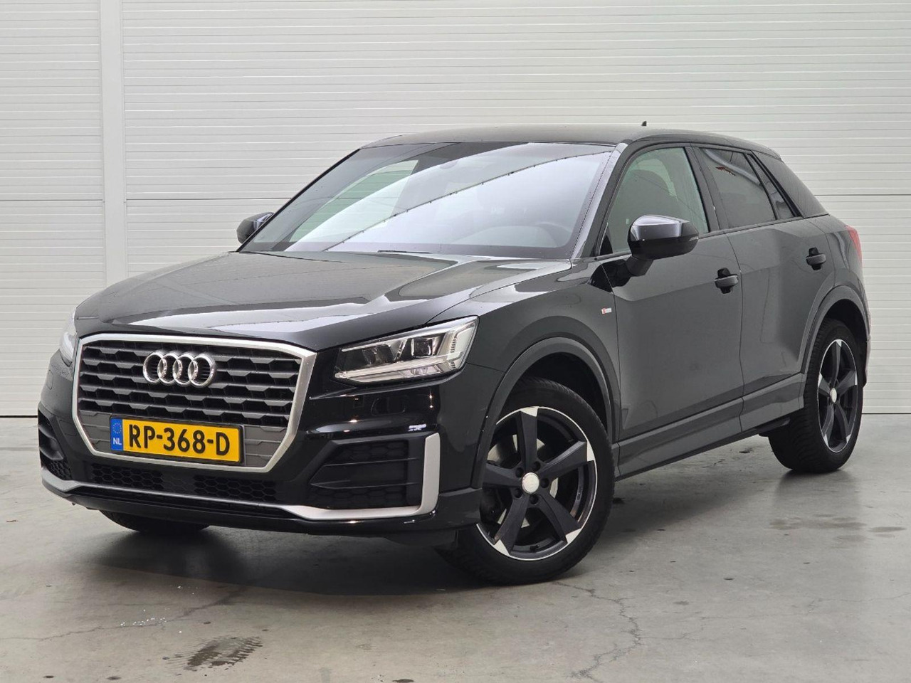 Maasturi/ Katumaasturi Audi Q2 1.4 TFSI CoD Sport | 2018 | 101.142 km | Automaat | RP368D | NAP: Logisch: kuva Maasturi/ Katumaasturi Audi Q2 1.4 TFSI CoD Sport | 2018 | 101.142 km | Automaat | RP368D | NAP: Logisch
