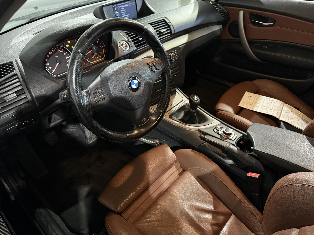 BMW | 1-serie | 116i EffDyn. Ed. Business Line Ultimate Edition | 2011 | 263.221 km | 05RHG5 | Logisch - Viistoperä: kuva BMW | 1-serie | 116i EffDyn. Ed. Business Line Ultimate Edition | 2011 | 263.221 km | 05RHG5 | Logisch - Viistoperä BMW | 1-serie | 116i EffDyn. Ed. Business Line Ultimate Edition | 2011 | 263.221 km | 05RHG5 | Logisch - Viistoperä: kuva BMW | 1-serie | 116i EffDyn. Ed. Business Line Ultimate Edition | 2011 | 263.221 km | 05RHG5 | Logisch - Viistoperä