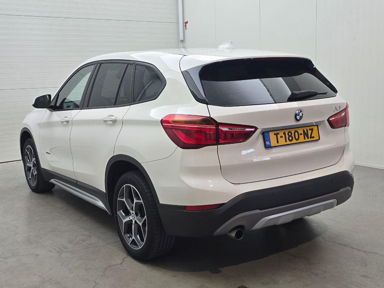 BMW X1 sDrive18i Executive | 2017 | 106.088 km | Automaat | T180NZ | NAP: Geen oordeel - Maasturi/ Katumaasturi: kuva BMW X1 sDrive18i Executive | 2017 | 106.088 km | Automaat | T180NZ | NAP: Geen oordeel - Maasturi/ Katumaasturi BMW X1 sDrive18i Executive | 2017 | 106.088 km | Automaat | T180NZ | NAP: Geen oordeel - Maasturi/ Katumaasturi: kuva BMW X1 sDrive18i Executive | 2017 | 106.088 km | Automaat | T180NZ | NAP: Geen oordeel - Maasturi/ Katumaasturi