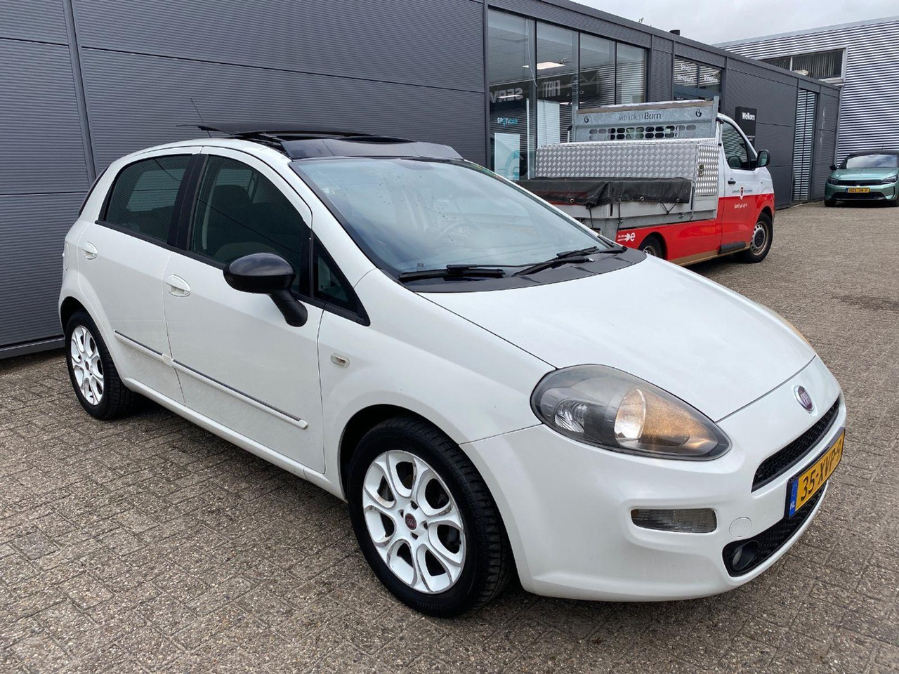 Fiat Punto Evo 0.9 TwinAir Easy | 2012 | 219.036 km | 35XVP9 | NAP: Logisch - Viistoperä: kuva Fiat Punto Evo 0.9 TwinAir Easy | 2012 | 219.036 km | 35XVP9 | NAP: Logisch - Viistoperä Fiat Punto Evo 0.9 TwinAir Easy | 2012 | 219.036 km | 35XVP9 | NAP: Logisch - Viistoperä: kuva Fiat Punto Evo 0.9 TwinAir Easy | 2012 | 219.036 km | 35XVP9 | NAP: Logisch - Viistoperä