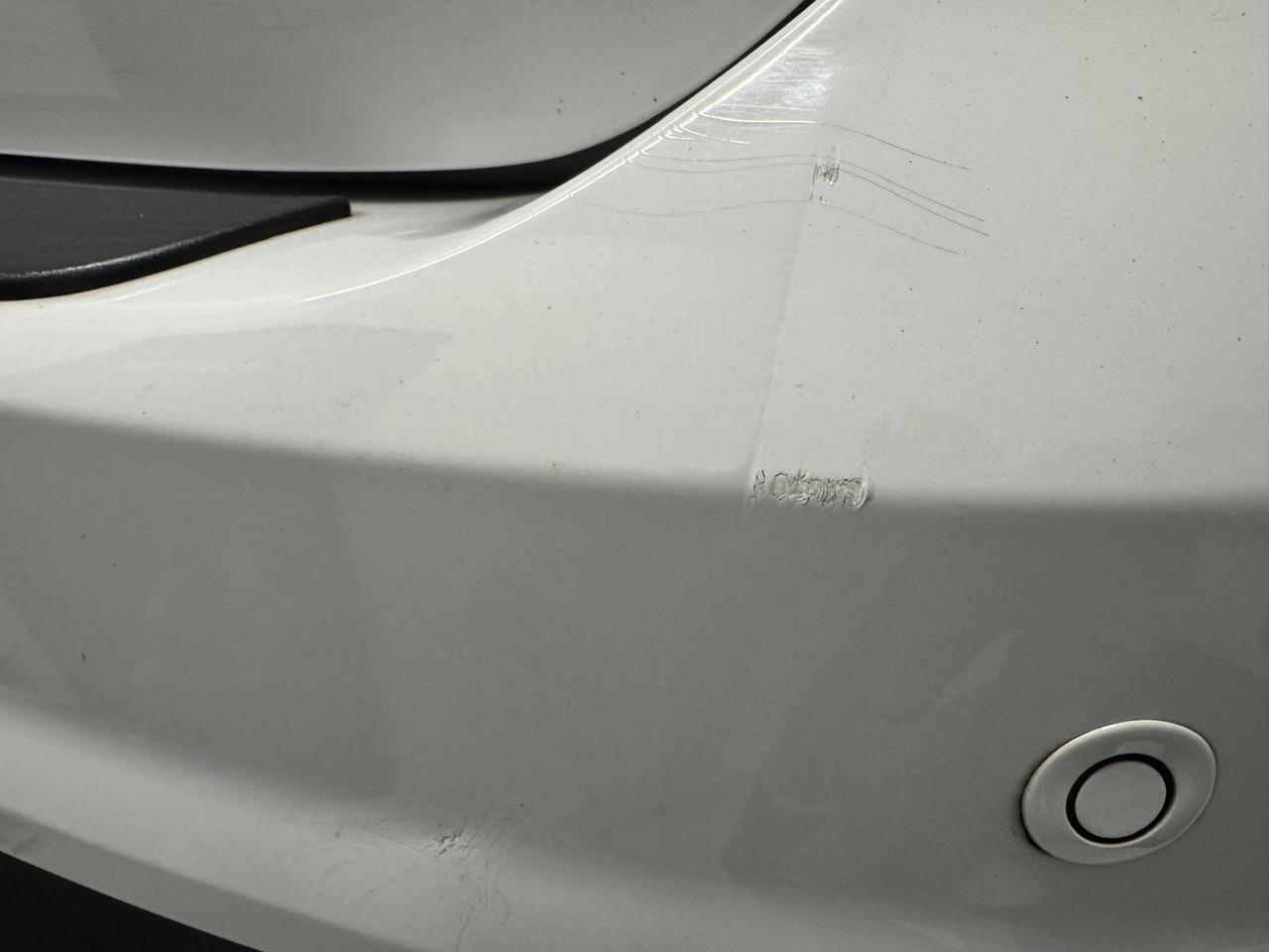 Henkilöauto Ford C-Max 2.0 Plug-in Hybrid Titanium Plus | HL-834-P: kuva Henkilöauto Ford C-Max 2.0 Plug-in Hybrid Titanium Plus | HL-834-P