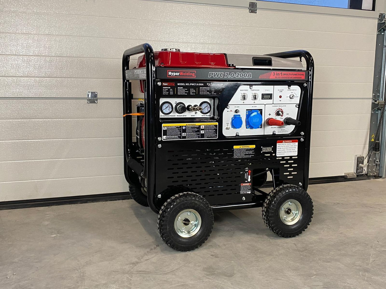 HyperWelding PWC7.0-200A 3 in 1 Multimachine (Generator, Lasapparaat en Luchtcompressor) - Korjaamolaitteet: kuva HyperWelding PWC7.0-200A 3 in 1 Multimachine (Generator, Lasapparaat en Luchtcompressor) - Korjaamolaitteet HyperWelding PWC7.0-200A 3 in 1 Multimachine (Generator, Lasapparaat en Luchtcompressor) - Korjaamolaitteet: kuva HyperWelding PWC7.0-200A 3 in 1 Multimachine (Generator, Lasapparaat en Luchtcompressor) - Korjaamolaitteet