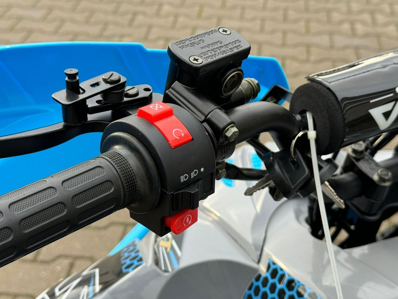 Midi quad UltraMotocross, 125cc - Mönkijä: kuva Midi quad UltraMotocross, 125cc - Mönkijä Midi quad UltraMotocross, 125cc - Mönkijä: kuva Midi quad UltraMotocross, 125cc - Mönkijä